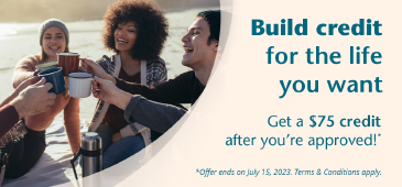 2023 Youth Acquisition 365X170 01 Build credit for the life you want - Picture of friends at the beach